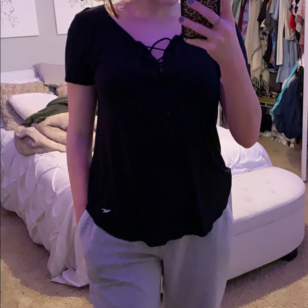 black top w tie front